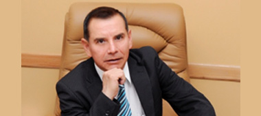 Dr. Johnny De La Riva