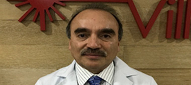 Dr. Carlos Villanueva